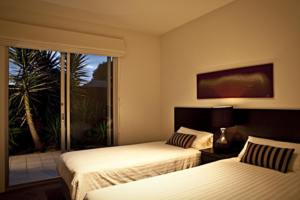 Brighton Bay Apartments Melbourne Room photo